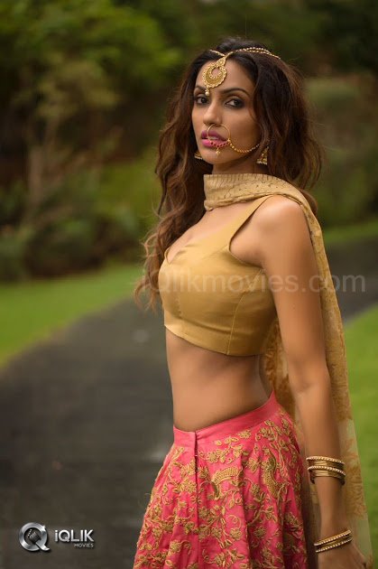 Akshara-Gowda